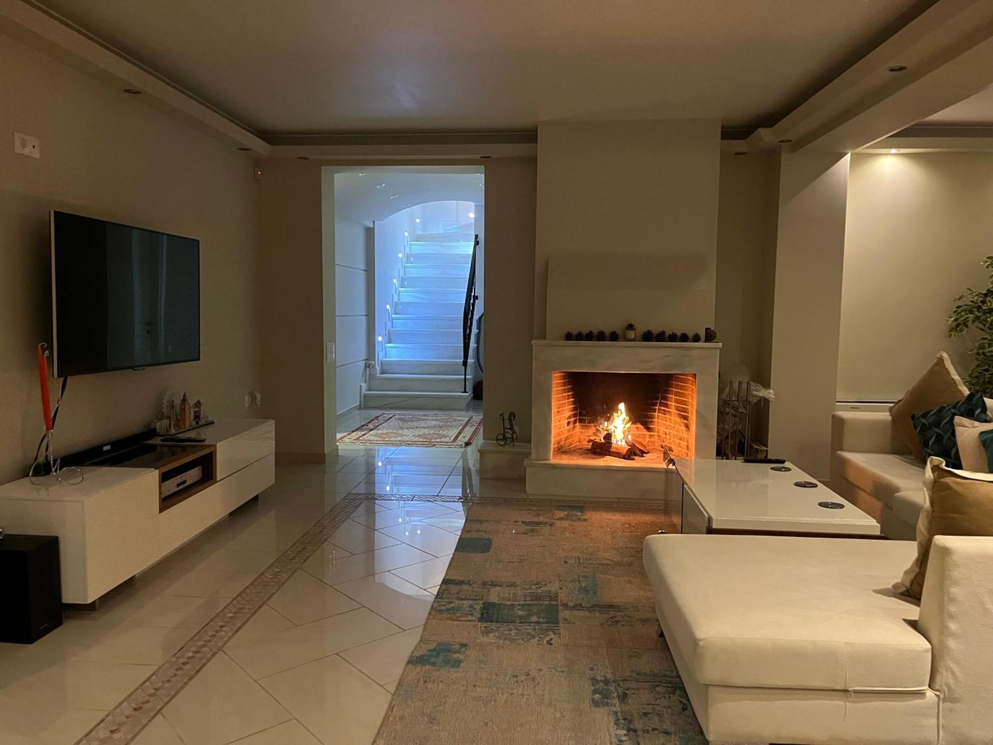The White House Beach Villa Rafína Екстериор снимка